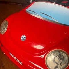 Volkswagen 赤いビートル 乗用玩具　ワーゲンの画像