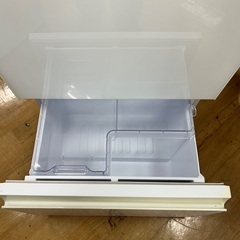 【トレファク神戸新長田店 買取/販売】取りに来られる方限定！SHARPの3ドア冷蔵庫2017年製のご紹介です！の画像