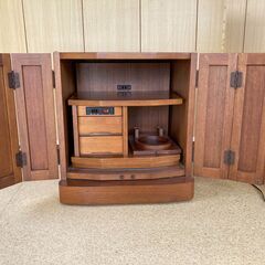 【金剛堂製】六角　仏壇　50号／創価学会仕様／収納式　引き出し付き　77777円→70000円に値下げしました。　の画像