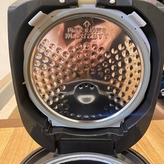 炊飯器の画像