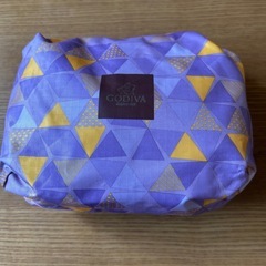 未使用　GODIVA ゴディバ　折りたたみリュックの画像