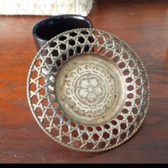 レトロなカップホルダーつきマグカップの画像