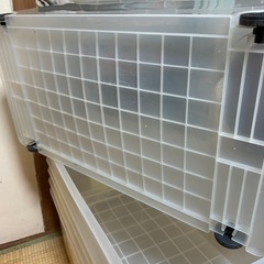 収納ケース(キャスター付き)の画像