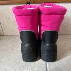 取引中⭐︎
雪遊び　スノーブーツ　22cmの画像