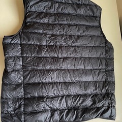 ★美品★UNIQLO ユニクロ　ウルトラライトダウン　ベスト　黒の画像
