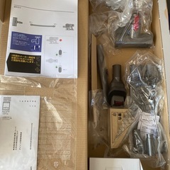 dyson v7fluffy ダイソン掃除機　動作確認済みの画像