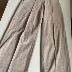 UNIQLO ユニクロ　ブラッシュドジャージーワイドパンツ　ベージュ　Sの画像