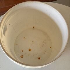 スタイリッシュな取っ手付きプラバケツの画像