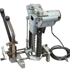 ◯動作品 日立工機 チェンのみ チェーンのみ 電動ノミ 穴あけ HITACHI BC21 100V 電動工具 木工機械 中古品■ジモティ姫路の画像