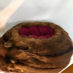 レトロ　毛皮　マフ　左右から両手を入れます。映画の主人公のように！の画像