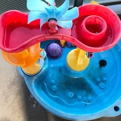 11月15日締め切り！中古品！ウォーターテーブルの画像