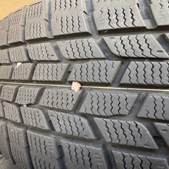 205/60R16スタッドレスタイヤセット の画像