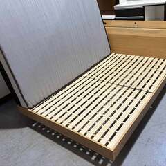 Rasik Style ダブルベッド、マットレスセット、ライト＆コンセント付、幅140cm Used/キレイの画像