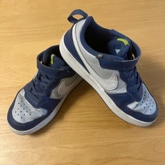 NIKE キッズスニーカー　20.5cm の画像