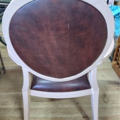 ダイニングチェアの画像