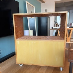 ウッドシェルフ(ホイール付き)の画像