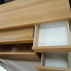 リユースのサカイ栃木店★ジモティ割あり★  テーブル ベージュ W90×D45×H42.5 クリーニング済み TC11579★ジモティ割★店頭ご購入の際に「ジモティを見た」と言っていただくとジモティ限定価格（掲載価格の10%OFF）でご購入が可能です。 ぜひ店頭にてスタッフまでお伝えくださいませ。  --------------の画像