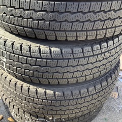 145/80r12 ダンロップスタッドレスタイヤホイール付き４本　エブリィ　ハイゼット　スクラム　ミニキャブ　アクティ　サンバー　ＮＶ１００クリッパーの画像