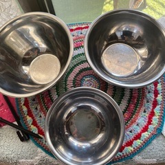 ステンレスボール、ザル、ひとり土鍋全部まとめての画像