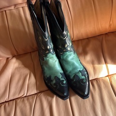 ウエスタンブーツ　女性用 本革製の画像