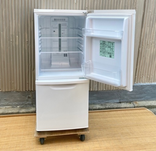 Panasonic 138L冷蔵庫　NR-BW14HJ-W