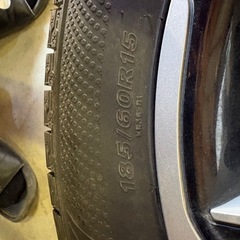 スタッドレスタイヤ、ホイール付き（シエンタ等）15インチPCD100 5穴の画像