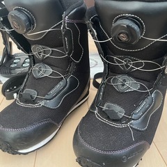 スノボー、バインディング、ブーツセットの画像