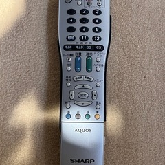 ＳＨＡＲＰ　液晶テレビ　ＴＶ　３２インチ　３２ｖ型　ＡＱＵＯＳ　ＬＣ－３２Ｅ５の画像