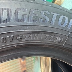 超お買い得‼️中古2本 バリ山タイヤ BRIDGESTONE 155/65R14 NEWNO 2023年製造の画像