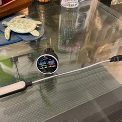 　車用サンシェード3枚セット、吸盤付き、紫外線カット& 3つのUSBポートを備えたコンパクトな充電器の画像