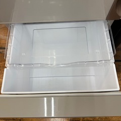 HITACHI 3ドア冷蔵庫のご紹介ですの画像