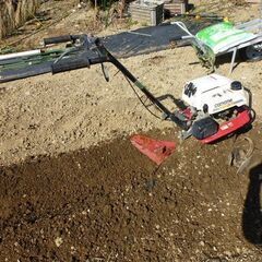 ホンダ　管理機　F201　畝たて　移動車輪付き　中古の画像