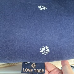 ラブツリークッション　LOVE TREE ネイビー クッション　吐き戻し防止 の画像