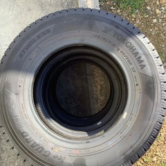  145/80r12 ４本 ヨコハマ新品未使用スタッドレスタイヤ　の画像