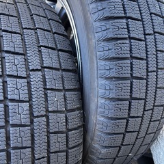 スタッドレスタイヤホイールの画像