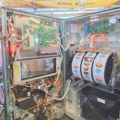 【愛品倶楽部柏店】SANYO 魔法少女リリカルなのは 5号機 ARTスロット実機の画像