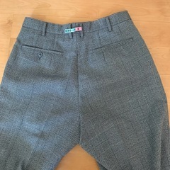 芽室高校制服ツータックスラックス
の画像