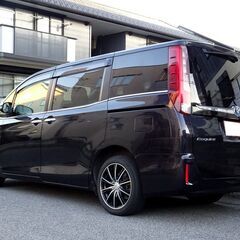 車検満タン エスクァイア ハイブリッドXi ナビ フルセグTV DVD再生機能 Bluetooth バックモニター 電動オートスライド スマートキー シートヒーター LEDライト ETCの画像