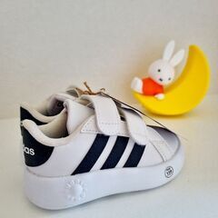 新しいアディダススニーカー！の画像