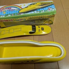 ドクターイエロー　お弁当容器　食器　の画像