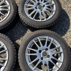 155/65/14　ダンロップ　スタッドレスタイヤの画像