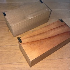 Seriaの木製ウォールシェルフ 2個
の画像