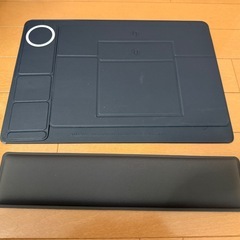 ラップトップスタンドの画像