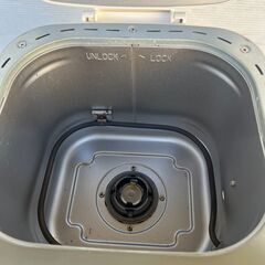 SIROCA 全自動 ホームベーカリー パン焼き機 パン 2斤 餅つき機 もちつき機 コンパクト SB-111 動作OKの画像