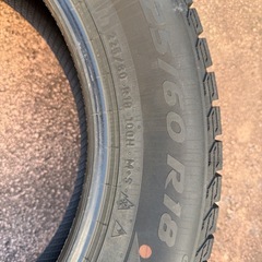 11/23までピレリスタッドレスタイヤ 225／60R18の画像
