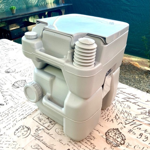 【販売済】水洗式ポータブルトイレ　便槽大容量20リットル