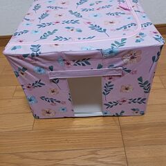 【未使用】中身が見える窓付き収納ボックス（2個で千円）の画像