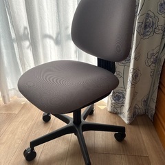 オカムラ オフィスチェア 椅子 購入一か月 未使用に近い 19800→15000円の画像