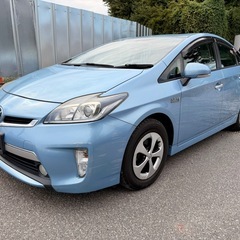 トヨタ　プリウスPHEV   平成24年車の画像