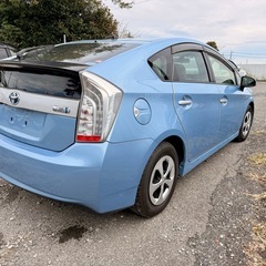 トヨタ　プリウスPHEV   平成24年車の画像